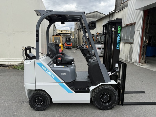 三菱ロジスネクスト FGE15T5 1.5Tフォークリフト
