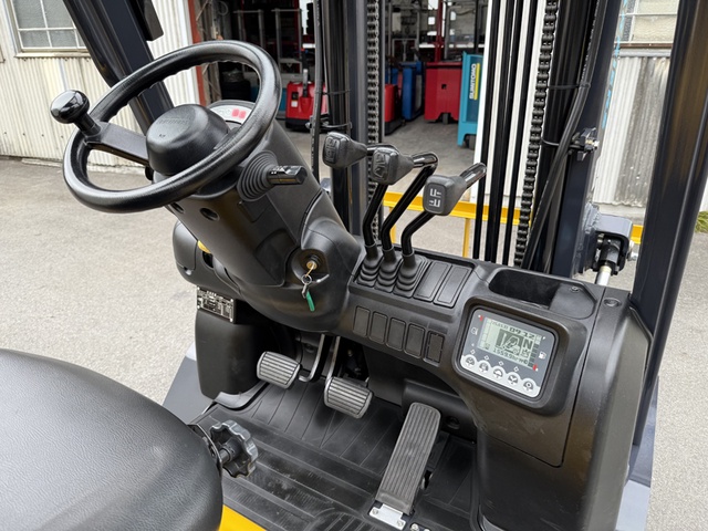 三菱ロジスネクスト FD25T5M 2.5Tフォークリフト
