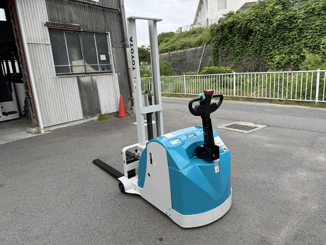 トヨタL&F 3HFW6 0.6Tウォーキーリフト