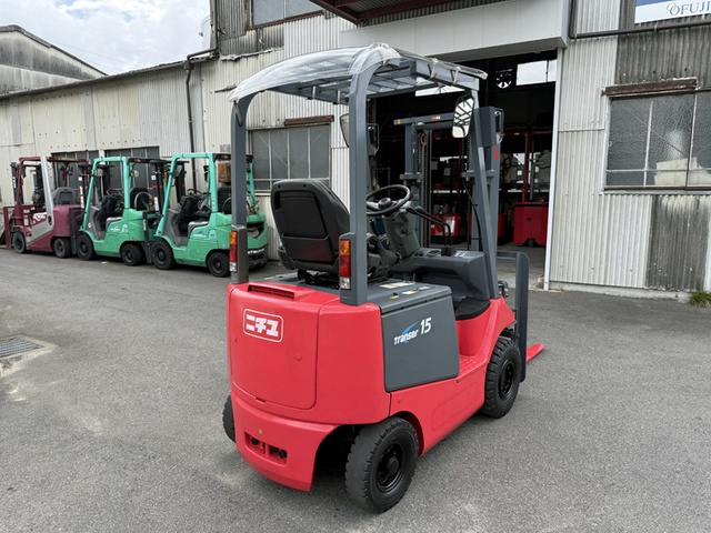日本輸送機 ニチユ FB15PN-75-300 1.5Tフォークリフト