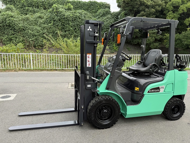 2.5Tフォークリフト 三菱ロジスネクスト FGE25P-TP 中古販売詳細 
