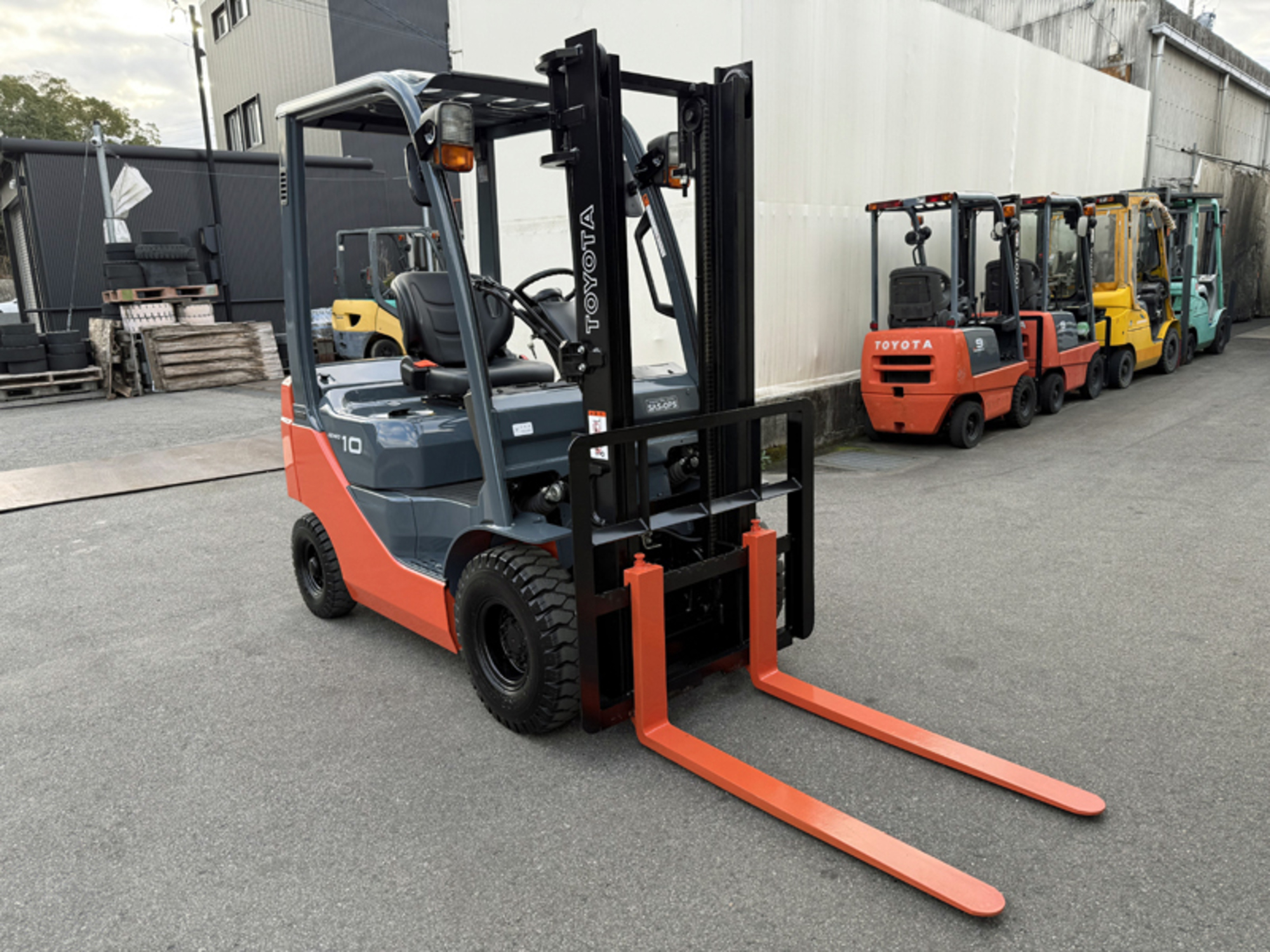 1.0Tフォークリフト トヨタL&F 02-8FG10 中古販売詳細【#411077 