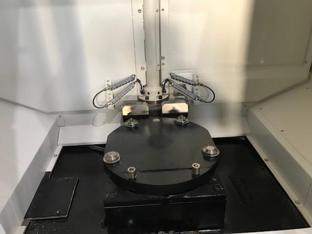 ヤマザキマザック VARIAXIS630-5XⅡ 5軸立マシニング(BBT40)