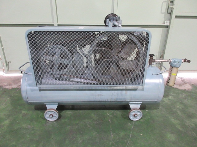 日立産機システム 7.5U-9.5VA6 7.5kwコンプレッサー