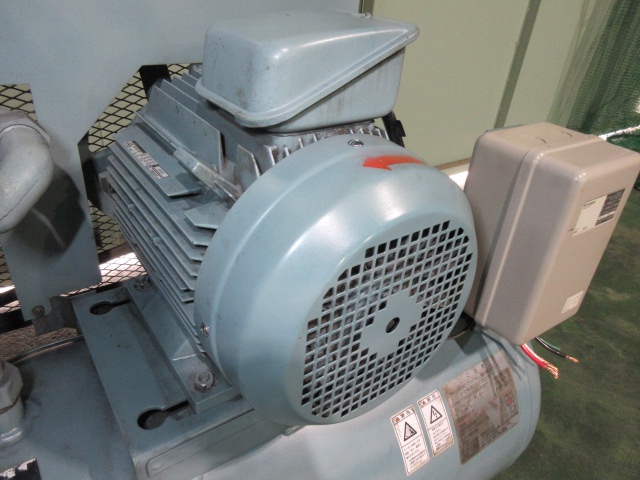 日立産機システム 7.5U-9.5VA6 7.5kwコンプレッサー
