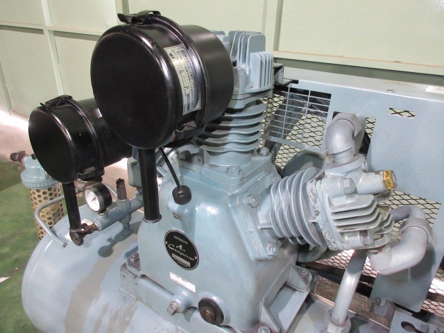 日立産機システム 7.5U-9.5VA6 7.5kwコンプレッサー