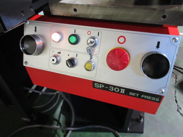 アマダ SP-30Ⅱ 30Tセットプレス