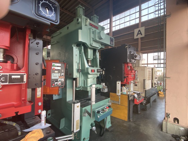 ワシノ機械 PUX110KRB 110Tプレス