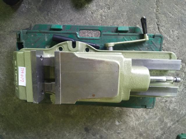 武田機械 TK-175HVS 油圧バイス