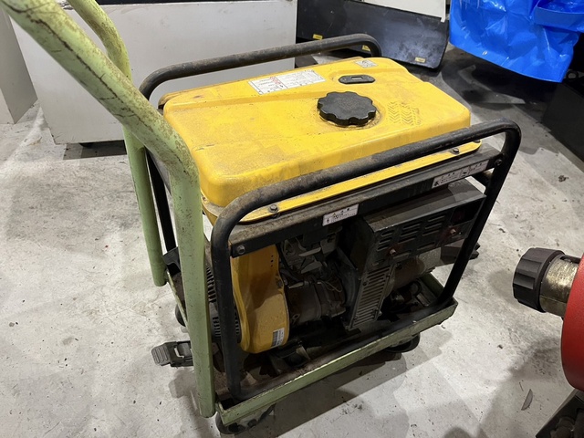 富士重工業 SGV4000 エンジン発電機