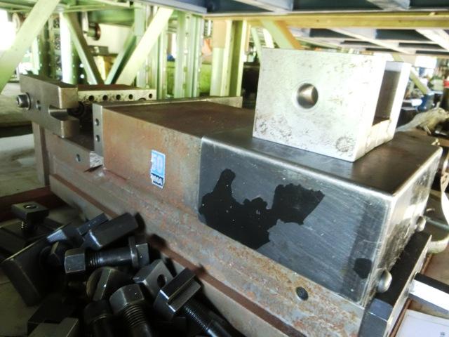 津田駒工業 VJ150 マシンバイス