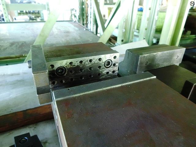津田駒工業 VJ150 マシンバイス