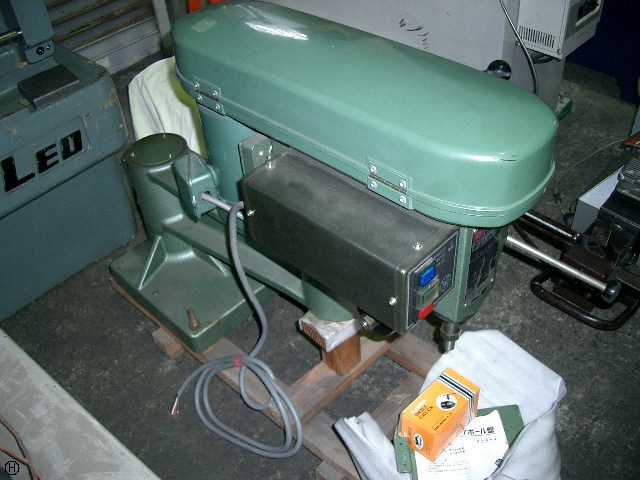 日立工機 B-13Y タッピングボール盤
