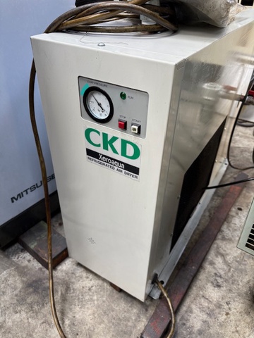 日立産機システム OSP-7.5M6AN 7.5kwスクリューコンプレッサー