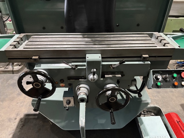静岡鐵工所 VHR-SD ラム型立フライス