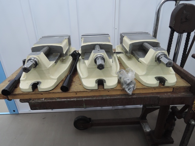 津田駒工業 VG-150 マシンバイス