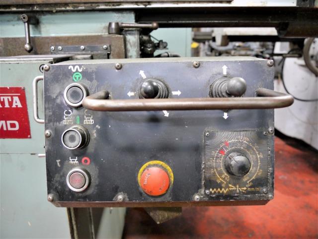 新潟鐵工所 2UMD 万能フライス