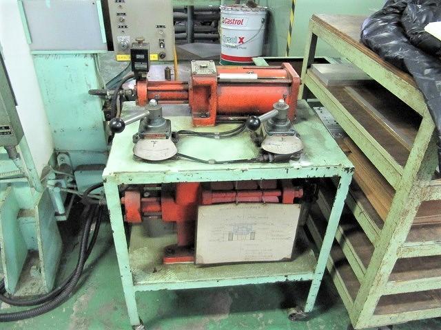 井上油圧機械製作所 AC-100 100t油圧プレス