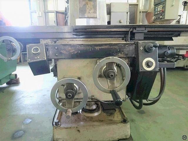 日立精工 2MW-V ヒザ型立フライス