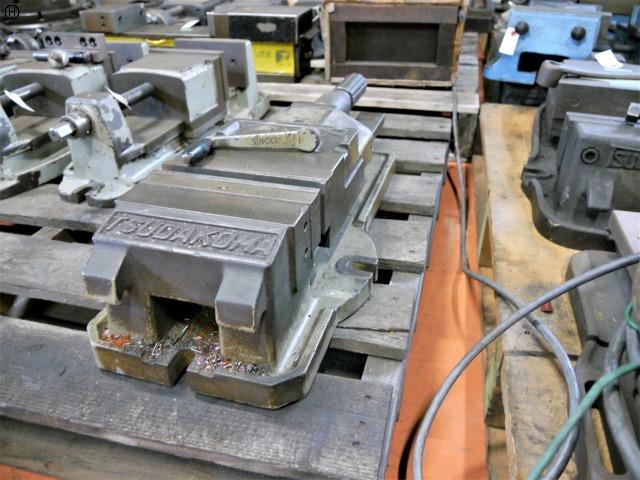 津田駒工業 200 油圧バイス