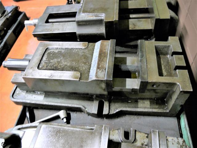 津田駒工業 φ175 油圧バイス