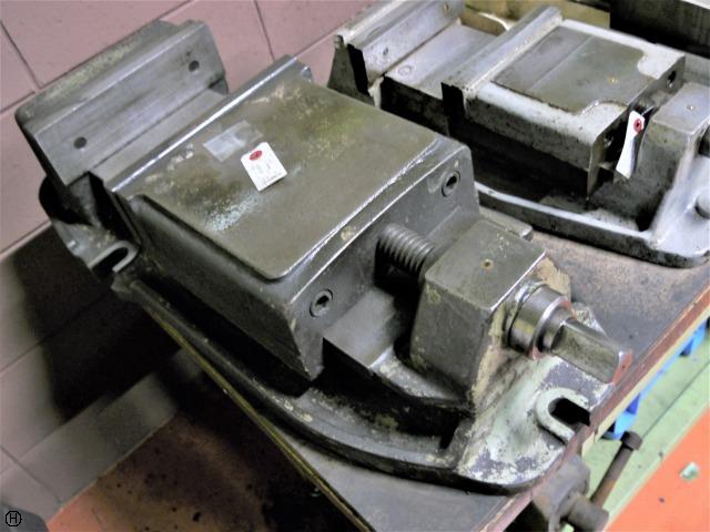 津田駒工業 φ250 マシンバイス