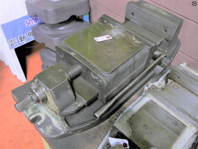 津田駒工業 φ250 マシンバイス