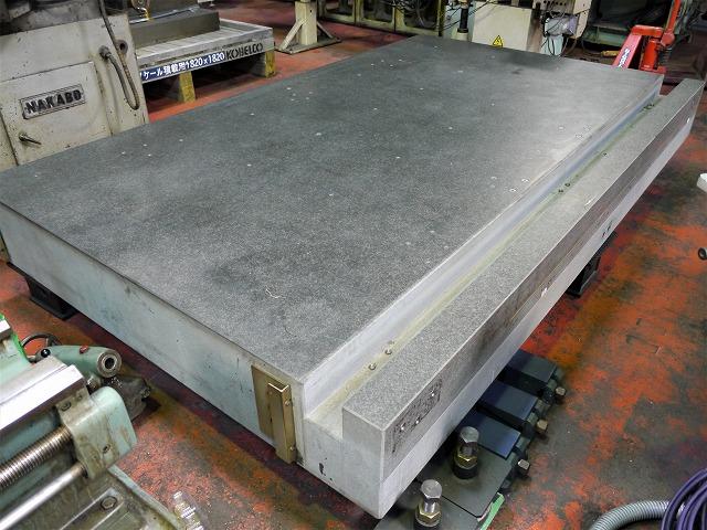  W3000×D1810(有効1600)×H300mm 検査定盤