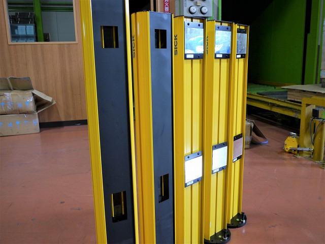 SICK 1式 セーフティマルチビーム光電センサー 