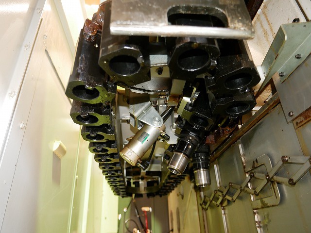オークマ MB-56VA 立マシニング(BT40)