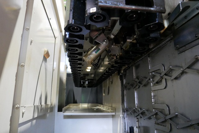 オークマ MB-56VA 立マシニング(HSK-A63)