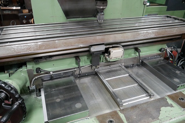 新潟鐵工所 3UMD 万能フライス