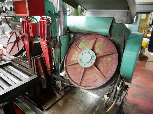 アマダ H-550E 550mmバンドソー