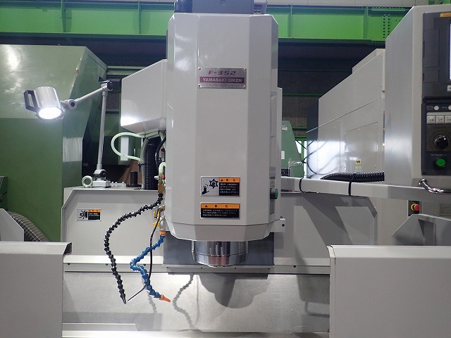 山崎技研 F-352 NC立フライス