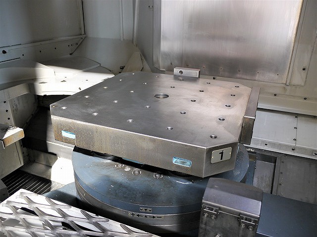 牧野フライス製作所 a81 横マシニング