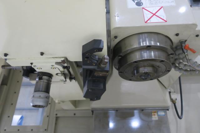大隈豊和機械 MILLAC-561V 立マシニング(BT40)