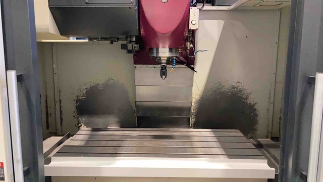 OKK VM5Ⅲ 立マシニング(BT50)