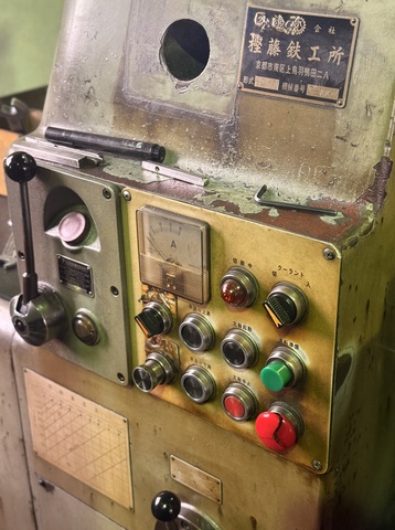 カシフジ KR-601 ホブ盤