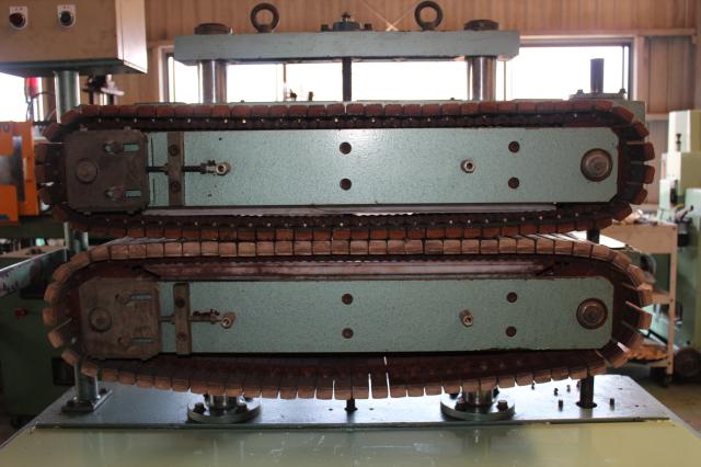 ヨヨギ鉄鋼 SA-800 キャタピラ式引取機