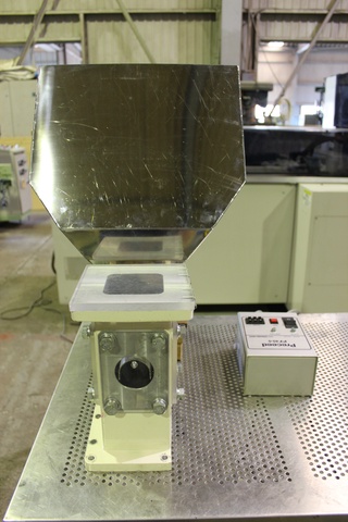 石塚機械設計事務所 PF40-0 材料供給フィーダー