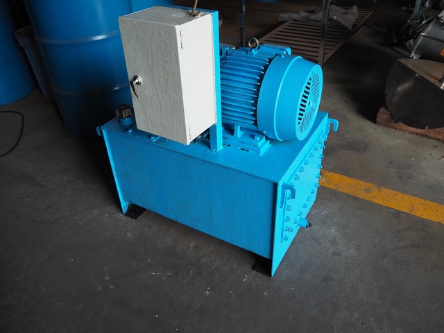 不二越 Nachi 3.7KW 油圧ポンプ
