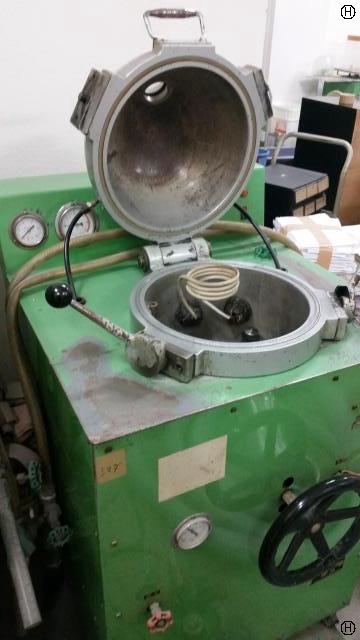 吉田キャスト工業 鋳造機一式
