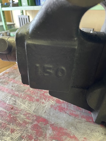  150 万力