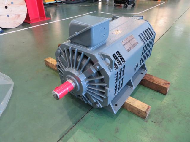 安川電機 VBOZN-BY5 30kw VSモーター