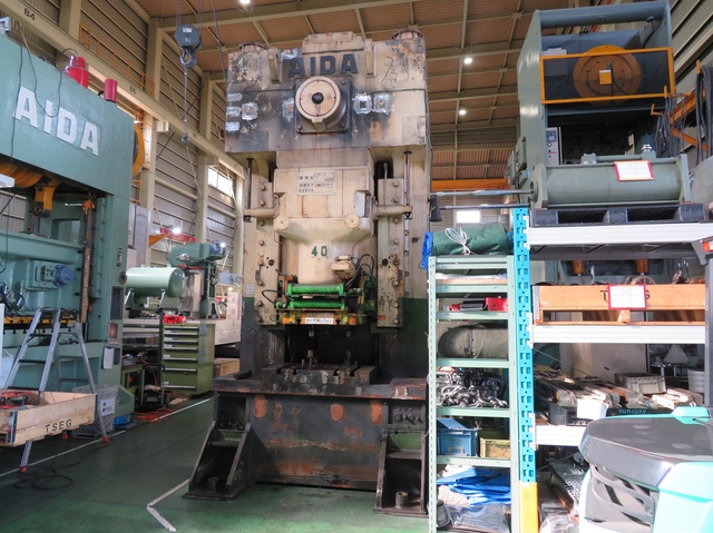 アイダエンジニアリング CF1-40 400T冷間鍛造プレス