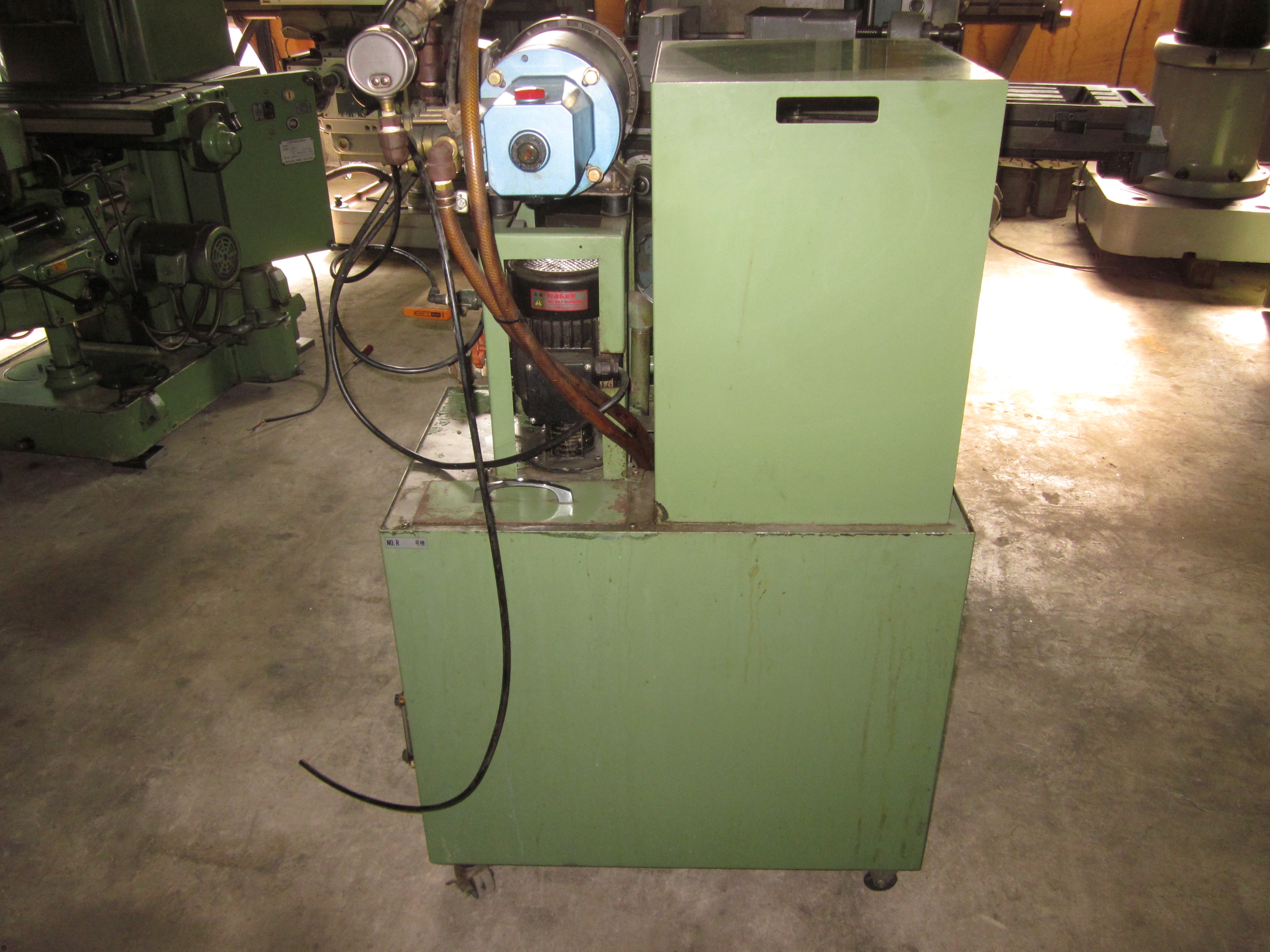 ソディック K1C 細穴加工機