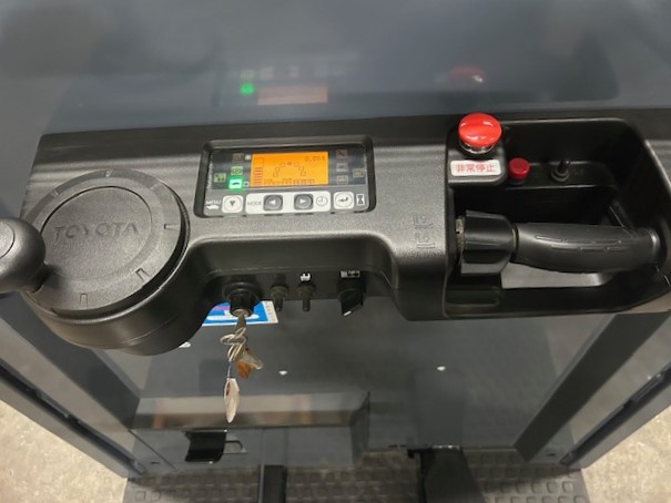 トヨタL&F 8FBP10 1.0Tフォークリフト