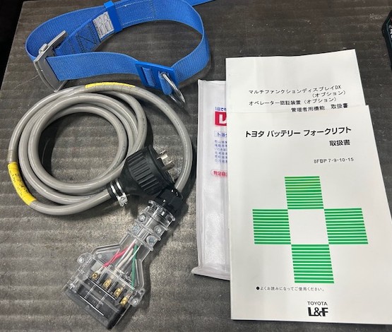 トヨタL&F 8FBP10 1.0Tフォークリフト