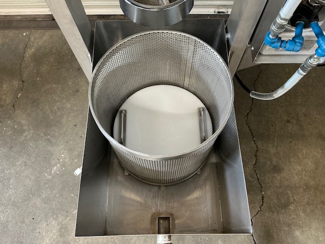 中井機械工業 圧搾機(油圧搾り機)