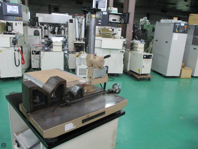 小坂研究所 輪郭形状測定機